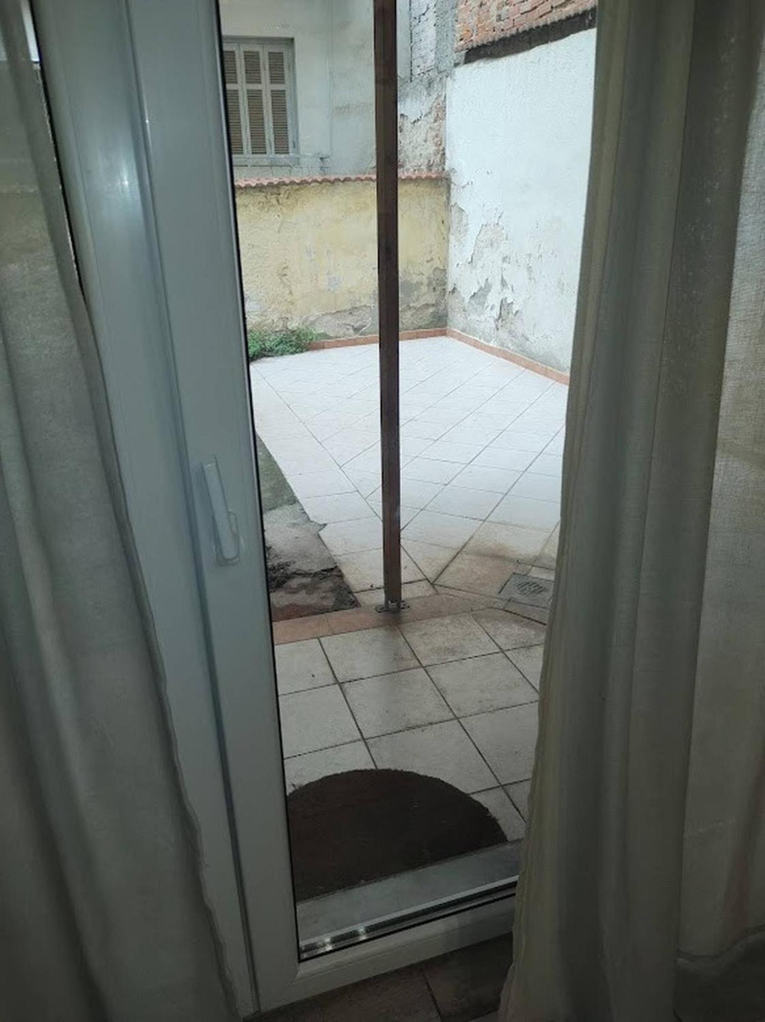 Downtown Apartment With Private Yard Yr1 Apartment Thessaloniki